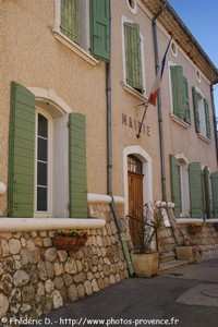 la mairie de Corbières-en-Provence