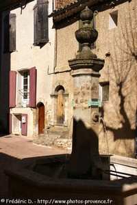 fontaine du Castellet