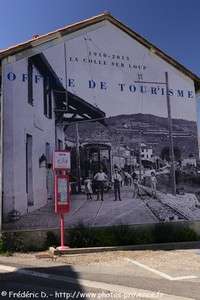 façade de l'office de tourisme de la Colle-sur-Loup