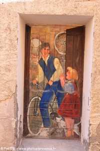 porte peinte de Roubion