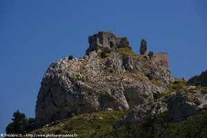 ruines du château médiéval de la Reine Jeanne