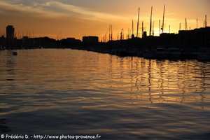 coucher de soleil sur le Vieux-Port