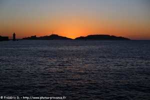 coucher de soleil sur l'archipel du Frioul