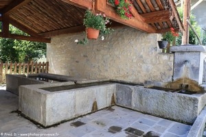 lavoir de Ch&acirc;teau Garnier