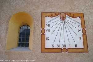 cadran solaire de l'église Saint-Martin-de-Tours
