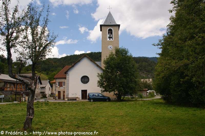 église Saint-Jean-Baptiste de Verdaches
