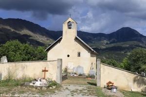 chapelle Saint-Michel du site des Trois Croix