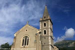 l'église Saint-Irénée de Châteauroux-les-Alpes