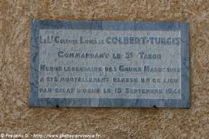 plaque commémorative à la mémoire du Lt-Col Louis de Colbert de Turgis