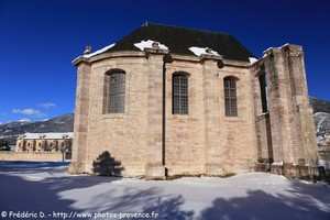 l'&eacute;glise Saint-Louis de Mont-Dauphin