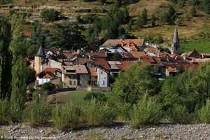 Remollon village des Hautes-Alpes