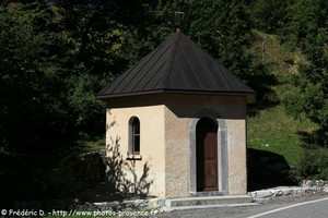 chapelle du hameau de Rioupes