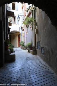 ruelle de Berre-les-Alpes