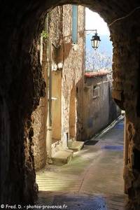 ruelle de Berre-les-Alpes