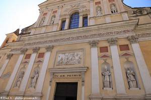 l'&eacute;glise Saint-Pierre aux Liens de l'Escar&egrave;ne