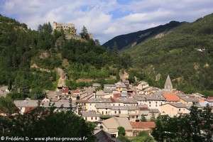 Guillaumes village des Alpes-Maritimes