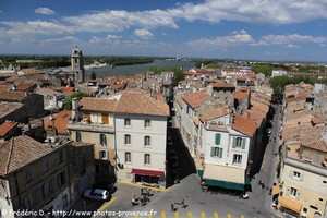 vue des arènes d'Arles
