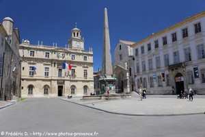 place de la République d'Arles