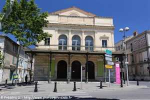 théâtre d'Arles