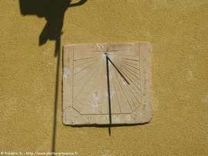 cadran solaire de Lançon-de-Provence