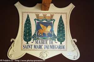 armoiries de Saint-Marc-Jaumegarde
