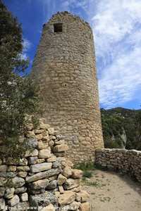 tour ronde d'angle de Buoux
