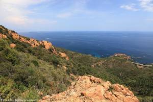 la pointe du Cap Roux