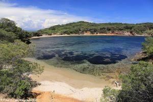la plage noire du Grand Langoustier