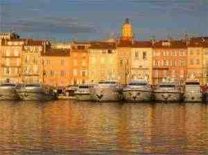 picture of the port of Saint-Tropez