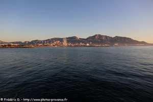 Borely et le massif de Marseilleveyre