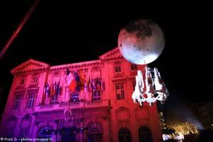 Aria, ballet a&eacute;rien de la compagnie Zenit