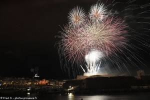 feu d'artifice de Marseille pour No&euml;l 2025