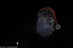 spectacle de drons &agrave; Marseille pour No&euml;l 2025