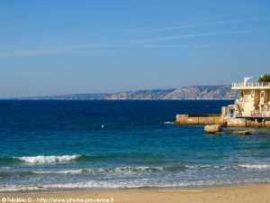 plage des catalans face à la cote bleue