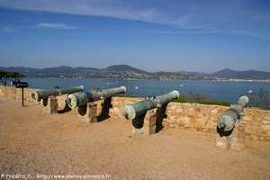 les canons de la Citadelle de Saint-Tropez