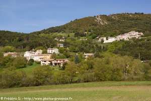 Ch&acirc;teauvieux dans le Var