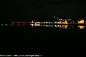 Avignon la nuit