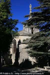 église haute de Bonnieux
