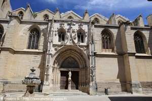 porte juive ou porte Notre-Dame de la cathédrale Saint-Siffrein de Carpentras