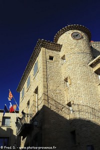 mairie chateauneuf-du-pape