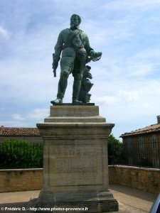 statue du brave Crillon