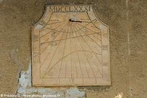 cadran solaire de oppede-le-vieux