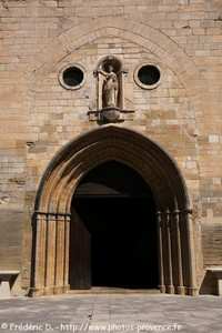 portail occidental de l'église Notre-Dame de Nazareth